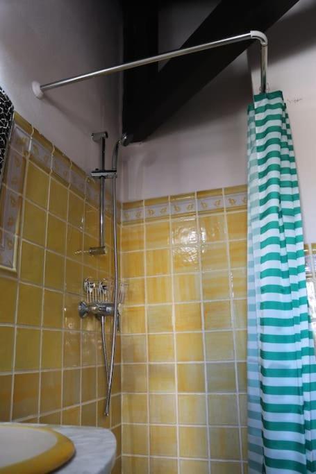 Private Apartment - The Lover'S Nest - Apt Privado غرناطة المظهر الخارجي الصورة